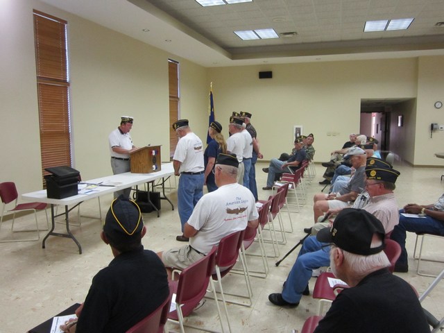 Post95OfficerInstillation2013_03.jpg
